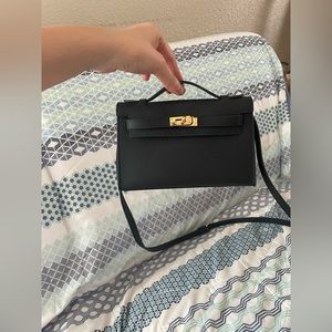 Black little bag ( mini Kelly dupe )